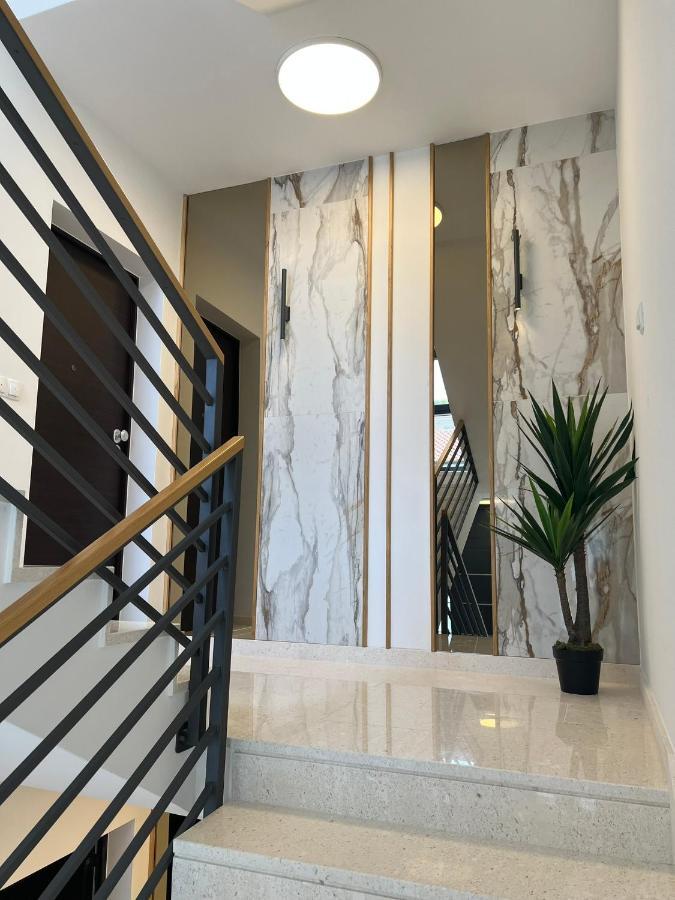 Beachfront House Olbia With Private Parking Трогір Екстер'єр фото